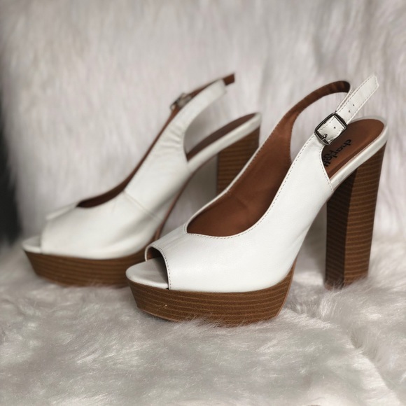 Shoes - Picture 3 of 3